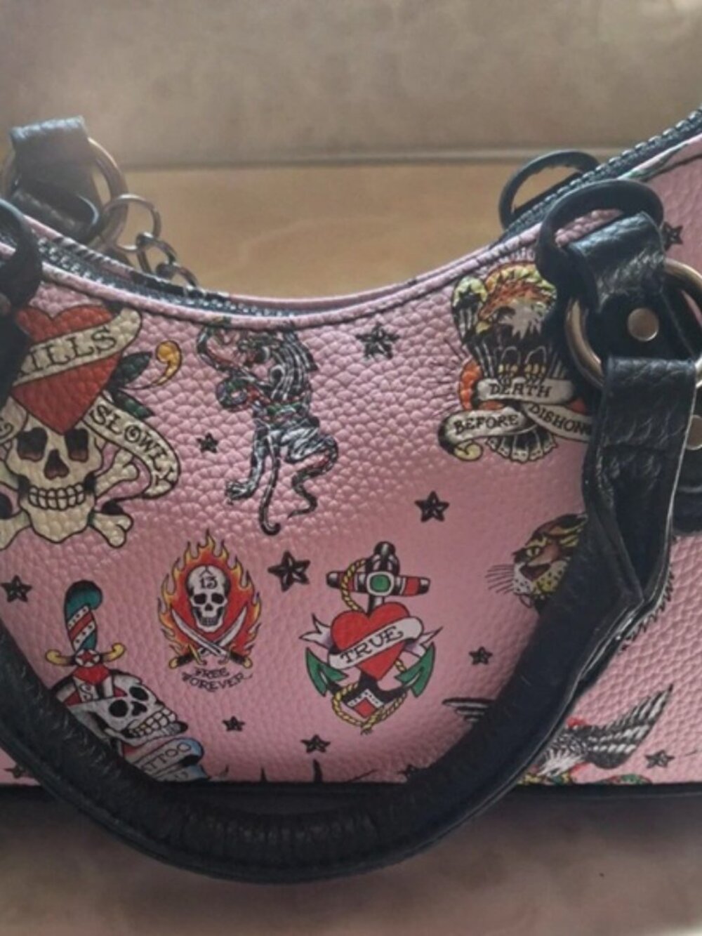 Ed Hardy bag - Picture 3 of 5